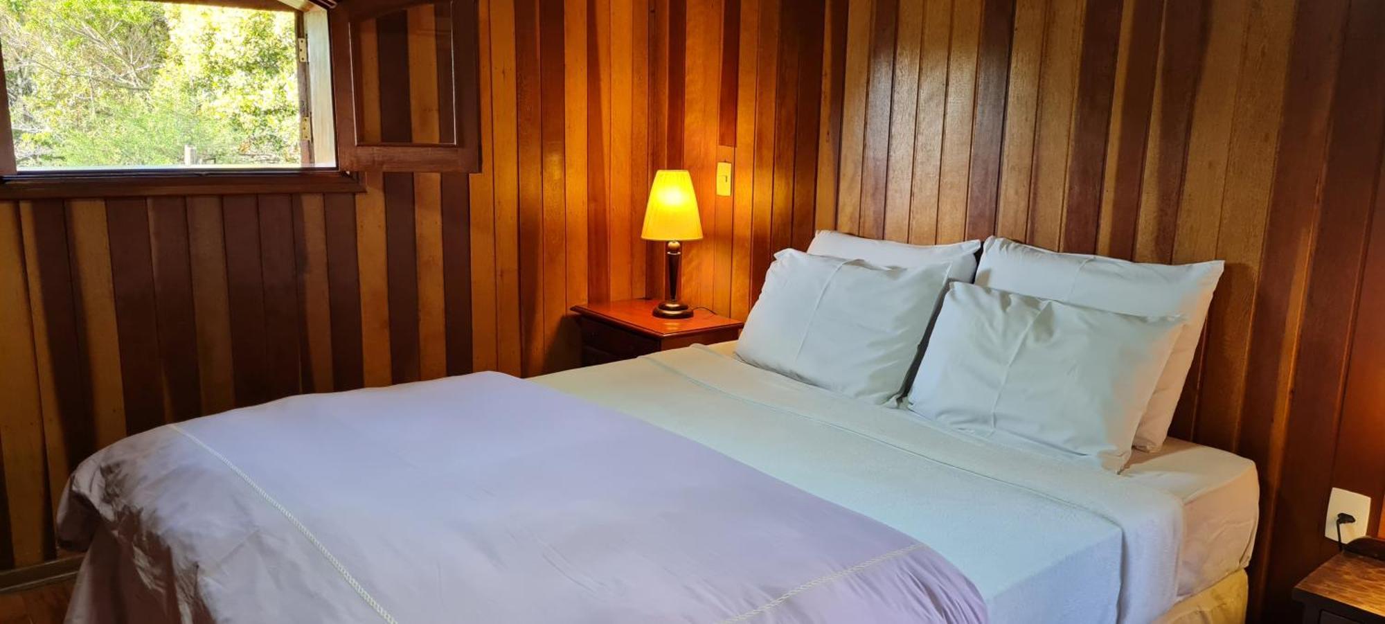 Arado 313 Suites Monte Verde  Szoba fotó
