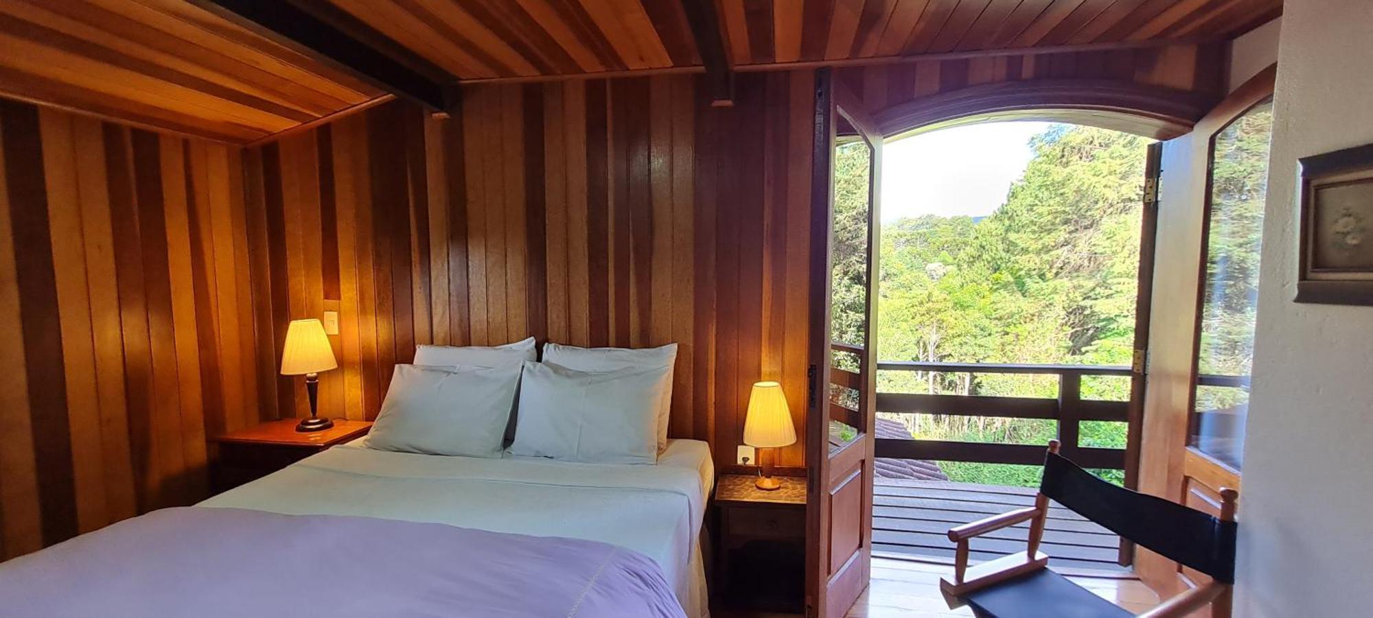 Arado 313 Suites Monte Verde  Szoba fotó